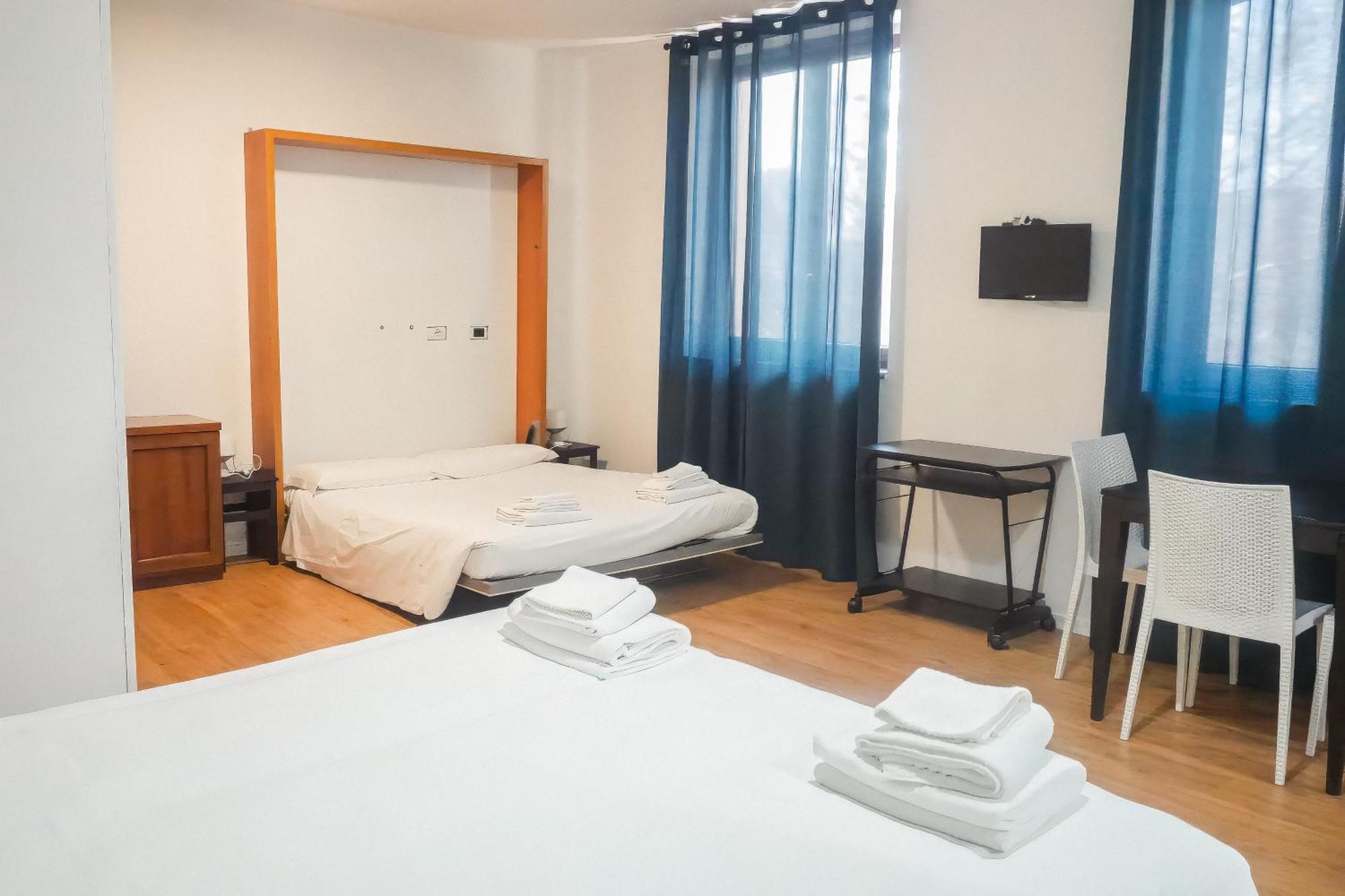 La Boheme Smart Hotel 2*